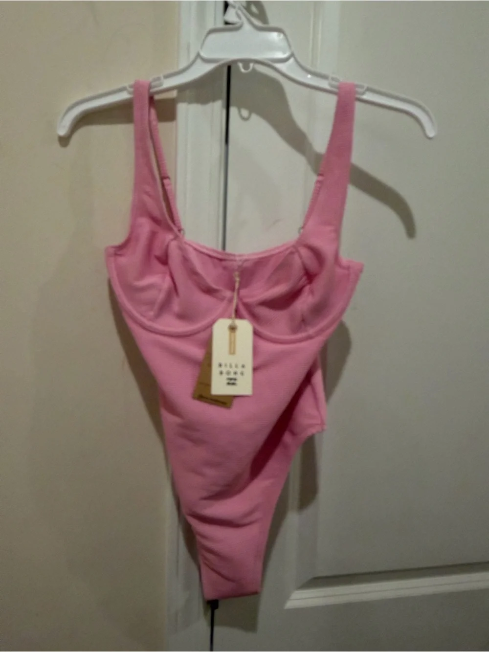 Billabong Tanlines Emma Underwire One-Piece Swimsuit - Pink Dream -Size M/10 NWT - Picture 5 of 11